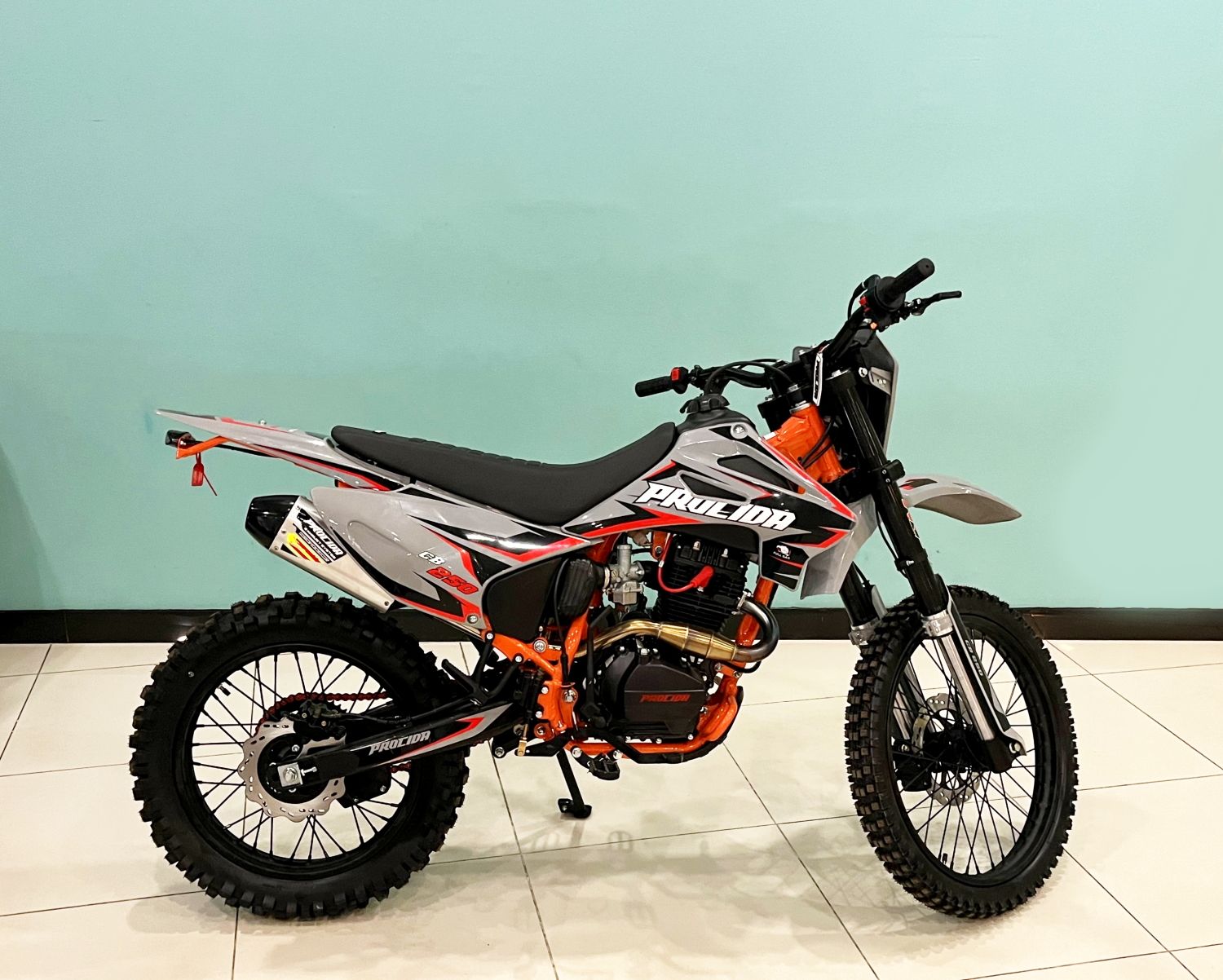 Мотоцикл PROCIDA CB250D