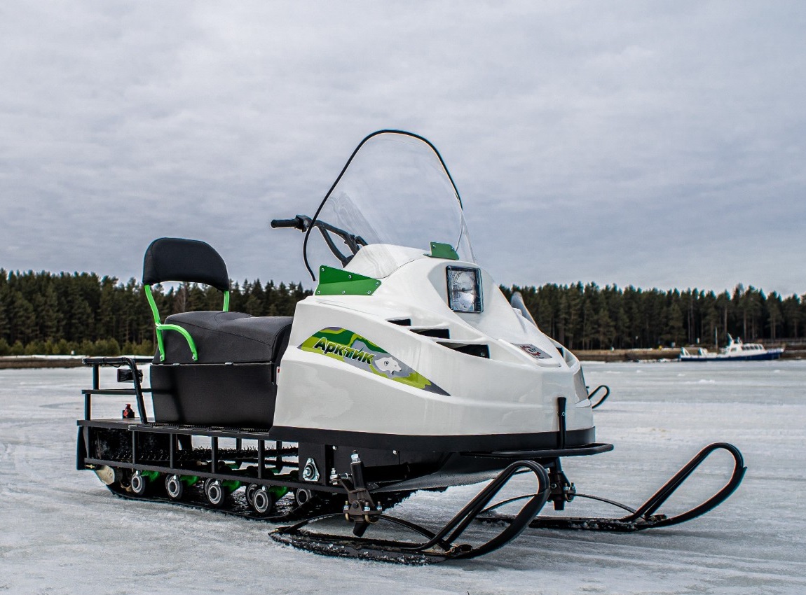 Снегоход Артик-4Т 18.5.л.с (Белый)