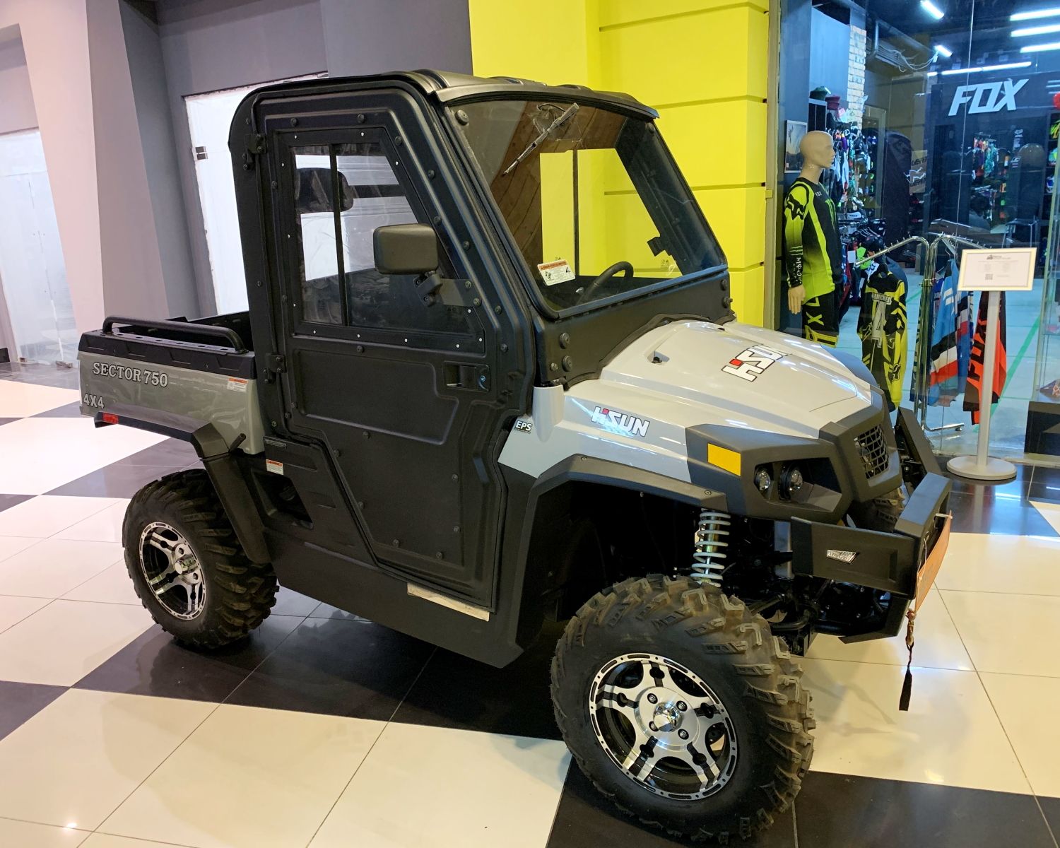 Багги HISUN SECTOR 750 WINTER TRAVEL LIMITED EPS (Черный)